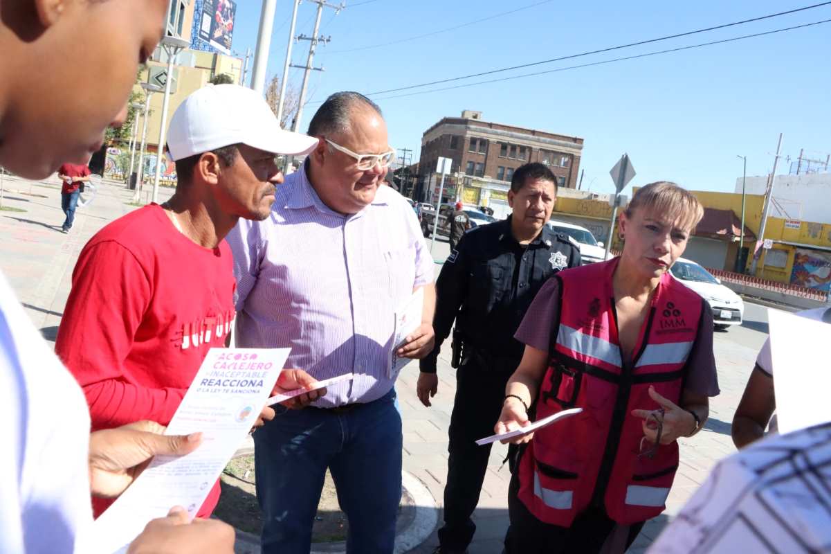 Divulgan información en la zona Centro contra el “Acoso Callejero”