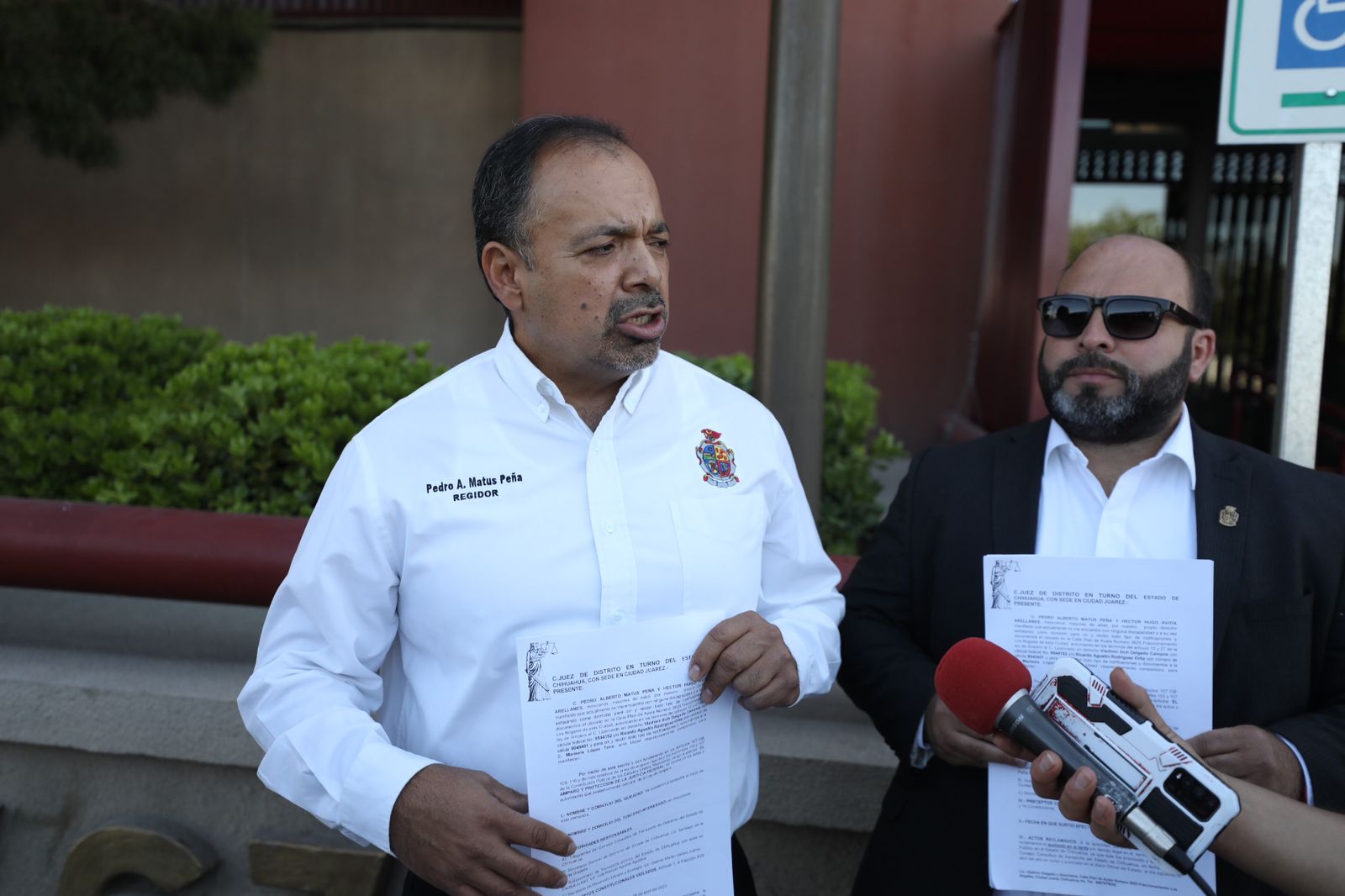 Regidores del PT interponen amparo ante el TEPJ contra el aumento en la tarifa del transporte.