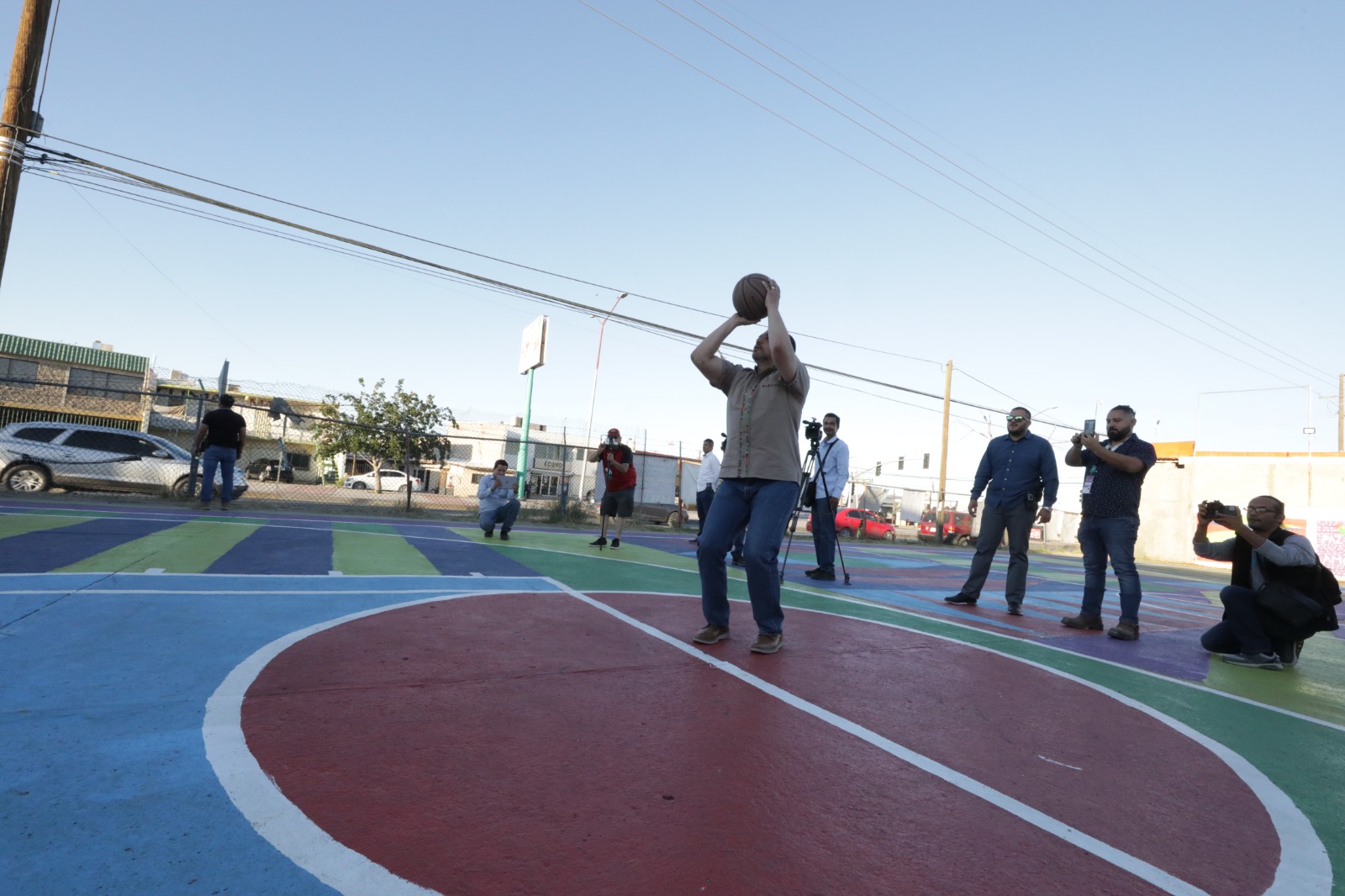 Entregó alcalde a juarenses parque Valentín Fuentes