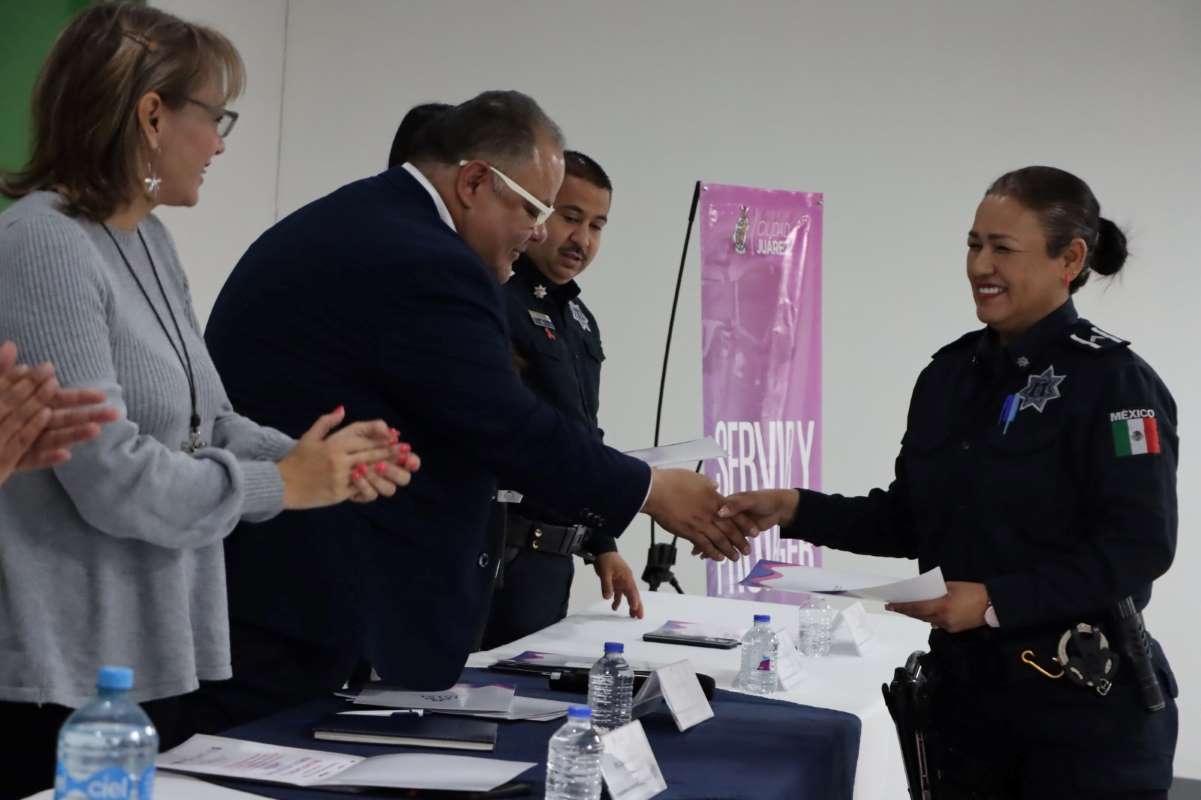Policías Municipales recibieron capacitación en atención de violencia contra Mujeres