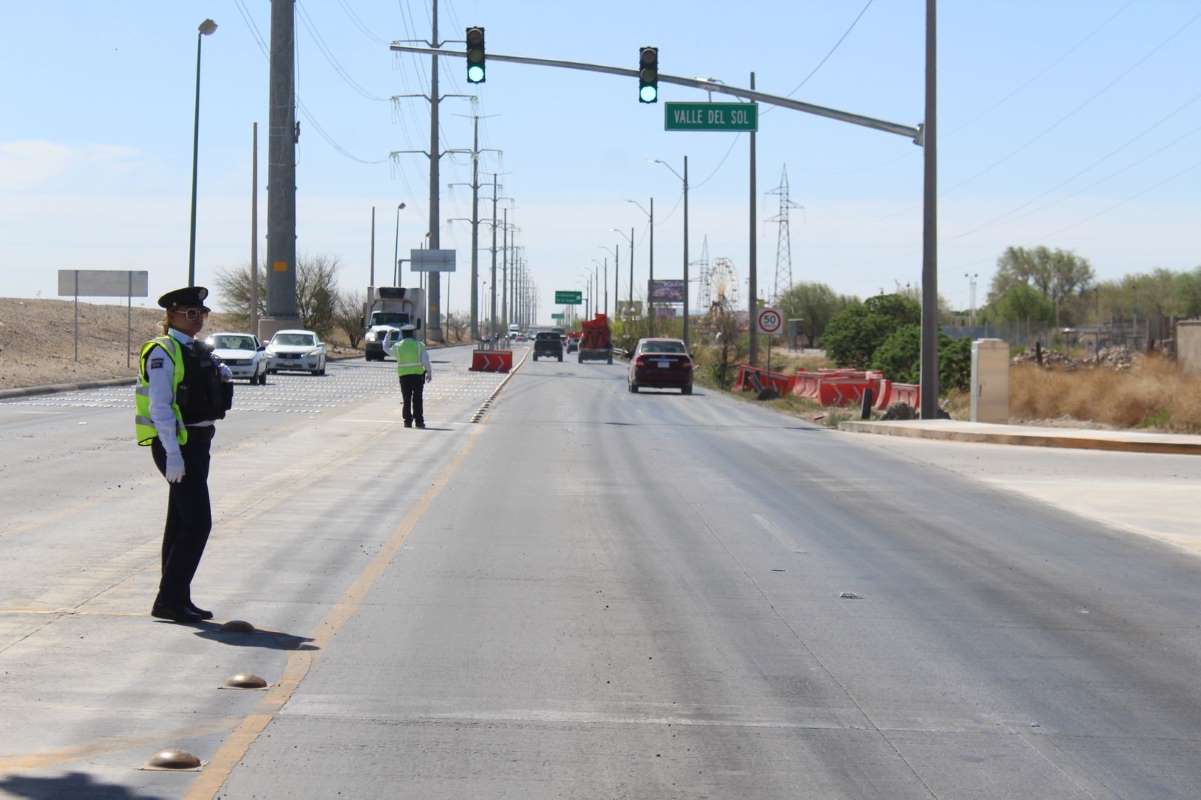 Inició funcionamiento semáforos en Valle del Sol y Juan Pablo II