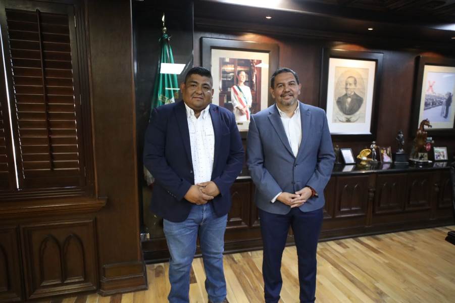 Recibió alcalde Pérez Cuéllar visita del Presidente Municipal de Jiménez