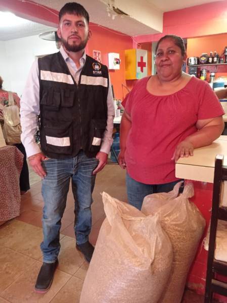 Empresa de transporte de personal dona frijol a desayunadores necesitados