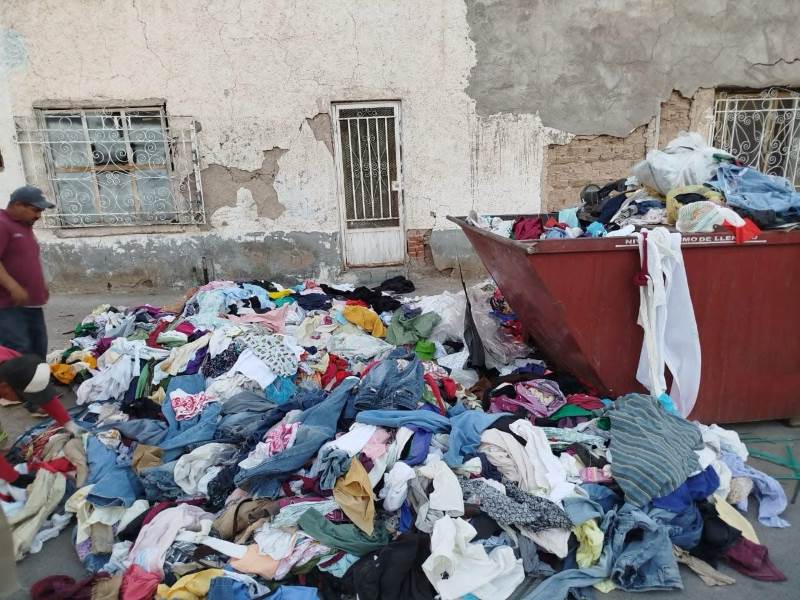 Denuncian que comerciantes del Centro no utilizan botes ni contenedores para basura