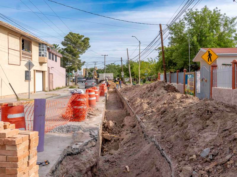 Avanzan obras en calle Montebello; reabrirán un carril el 13 de abril