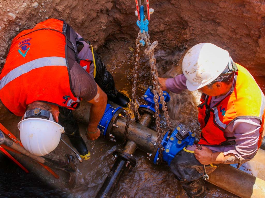 Avanza JMAS en operativo de reemplazo de válvulas.