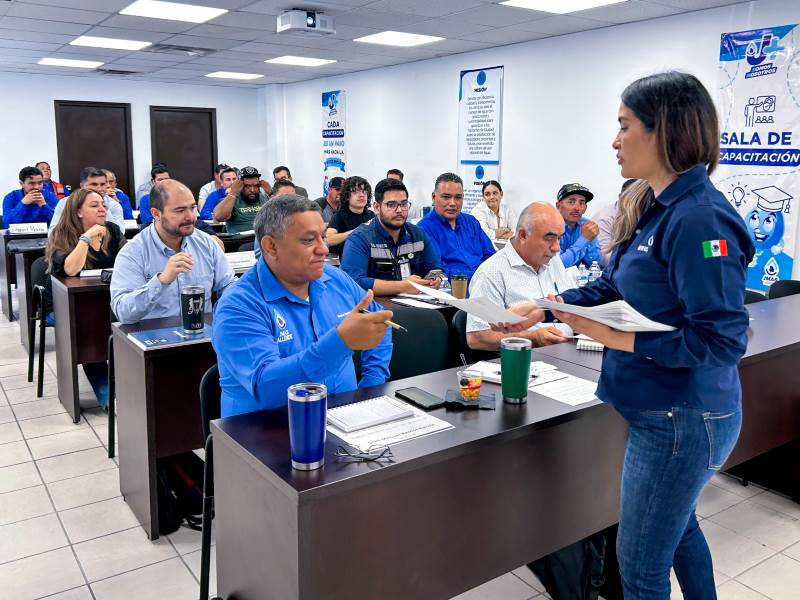 J+ recibió a trabajadores del estado para capacitación en sistemas de bombeo