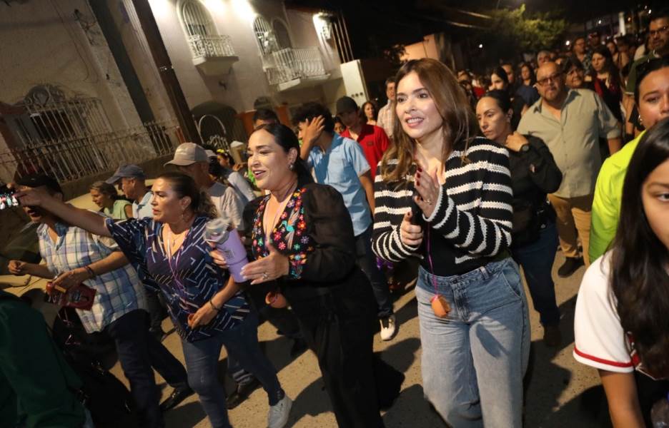 Celebran callejoneada “Yo te recuerdo” en honor a Juan Gabriel