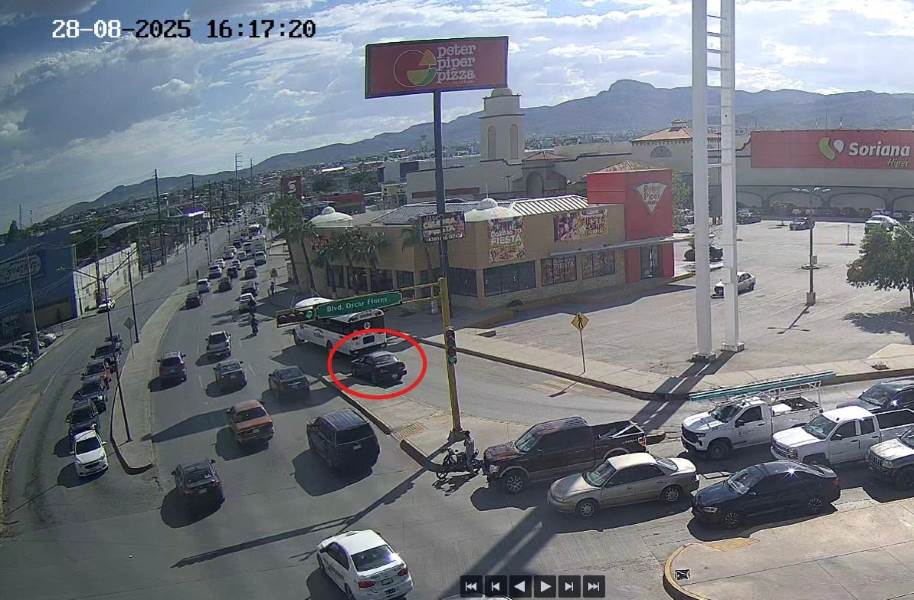 Detienen a hombre por conducir vehículo con reporte de robo en Ciudad Juárez