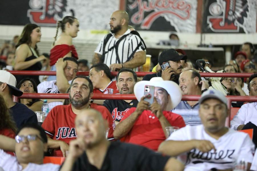 Alcalde mantiene apoya a Indios de Juárez de Beisbol