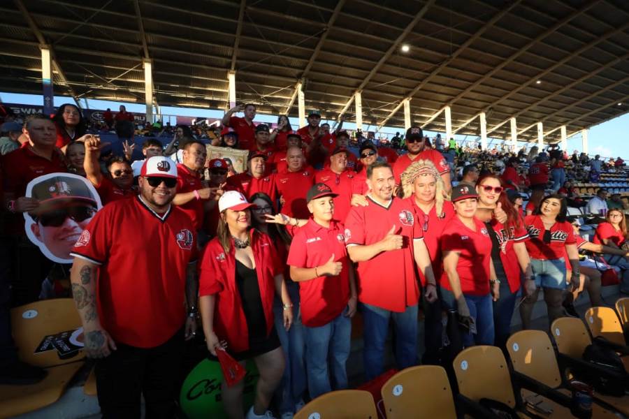 Pérez Cuéllar felicitó a Indios de Juárez por su primer triunfo en la final estatal