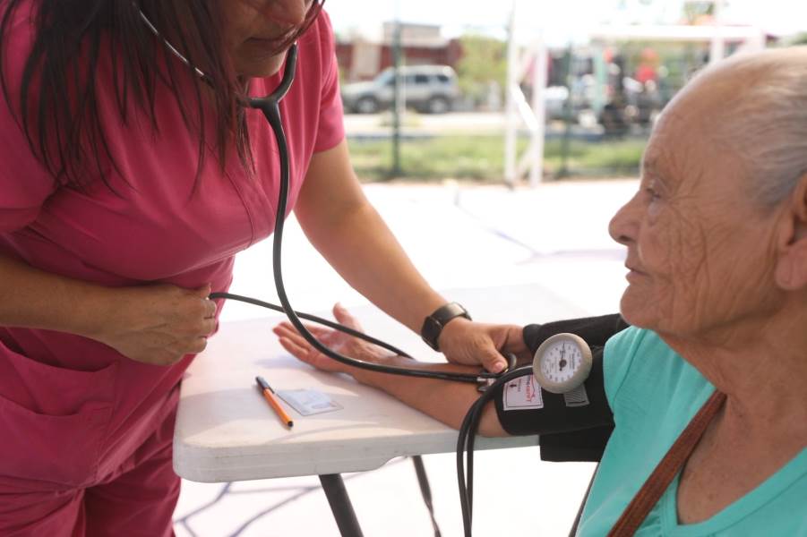 Brigada “Médico a tu puerta” llegó a Campestre Virreyes con servicios gratuitos