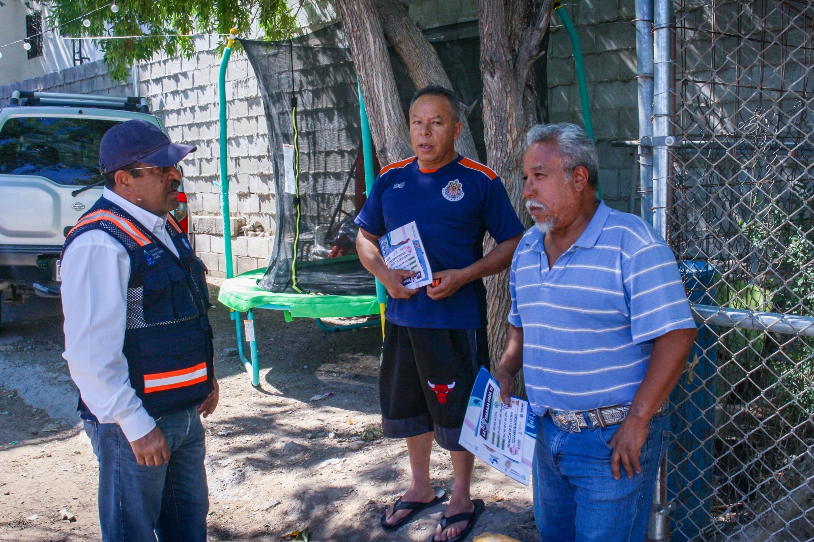 Realiza J+ recorrido en Villa Colonial para atender solicitudes vecinales