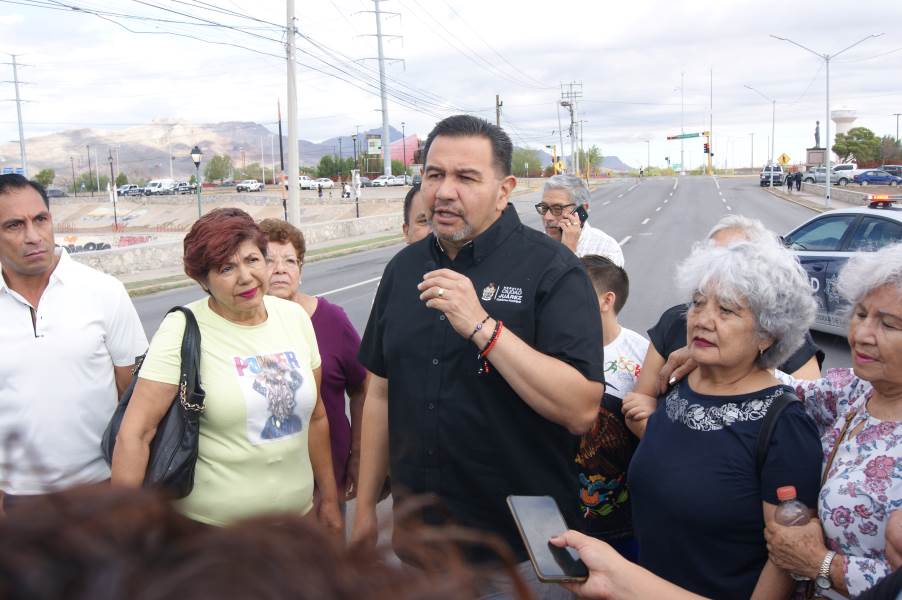 Entrega alcalde tramo de la avenida Plutarco Elías Calles