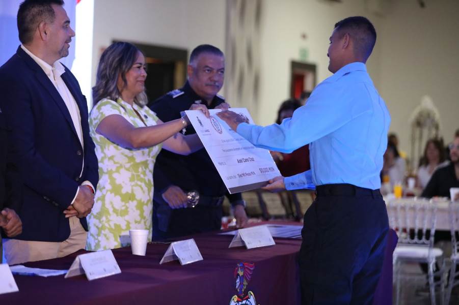 Reconoció alcalde labor del Heroico Cuerpo de Bomberos
