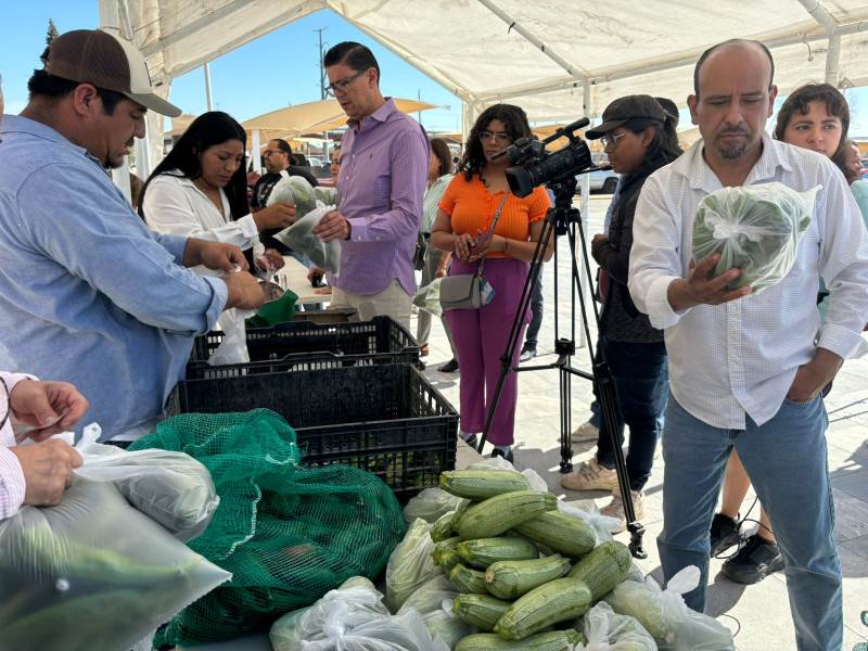 Con venta de productos de Samalayuca sesiona la Comisión Edilicia de Desarrollo Rural