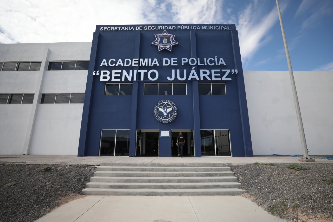 Reportan baja de cadetes de la Academia de Policía debido a pruebas de confianza.