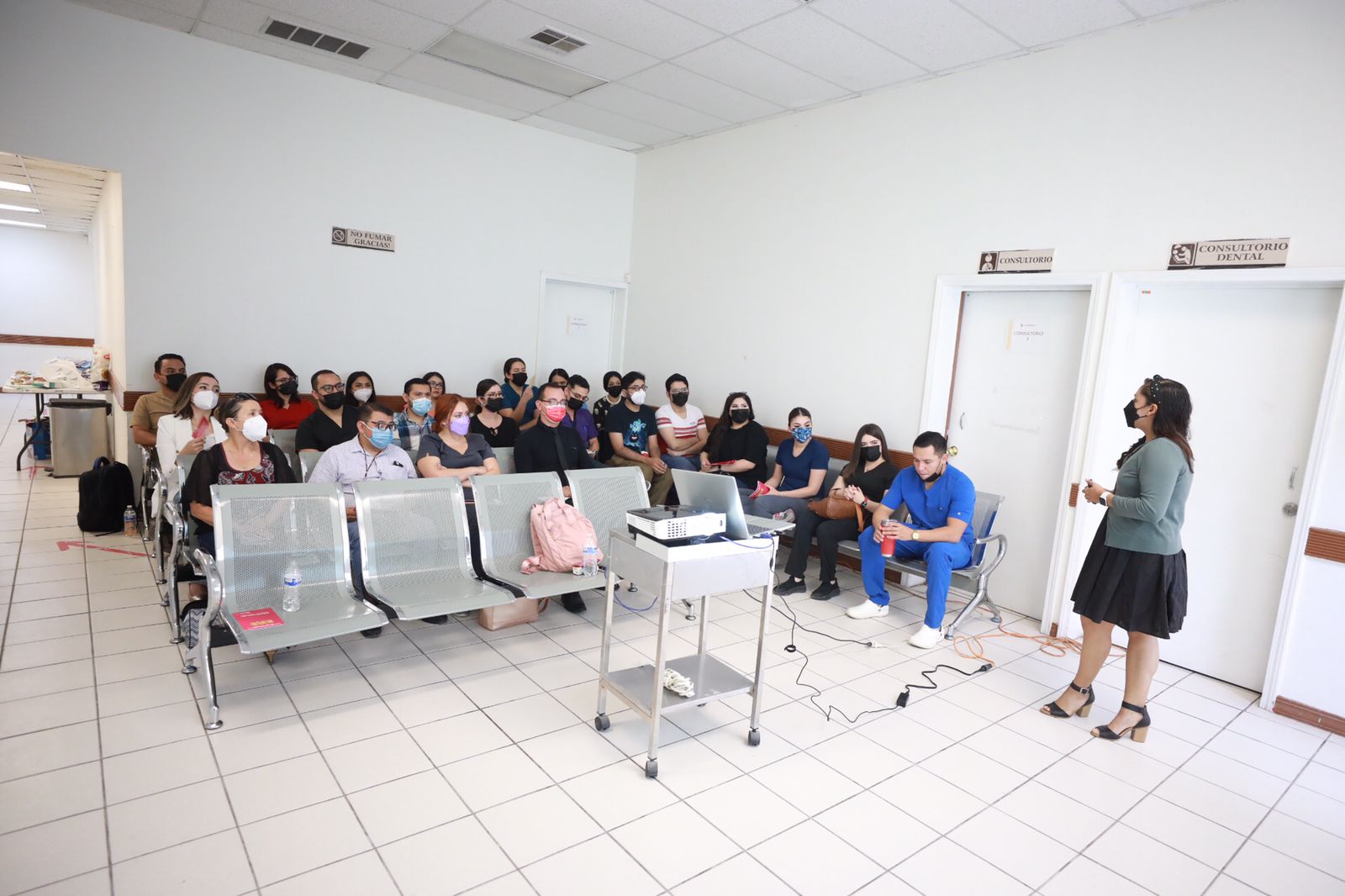 Capacita Dirección de Salud a médicos del municipio en tratamiento para el deterioro cognitivo