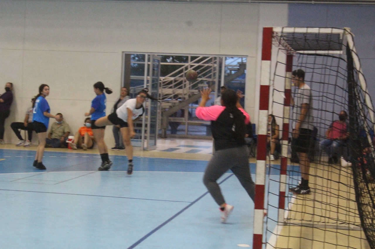 Realizan la tercera jornada del Torneo de Hándbol en el Sport Fest 2022