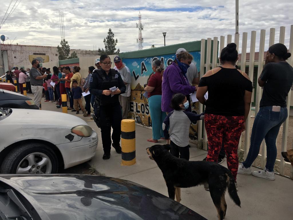 Lleva Policía Comunitaria diferentes centros de esparcimiento información preventiva