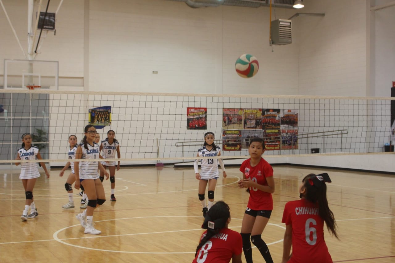 Iniciaron los partidos de voleibol en el Sport Fest 2022