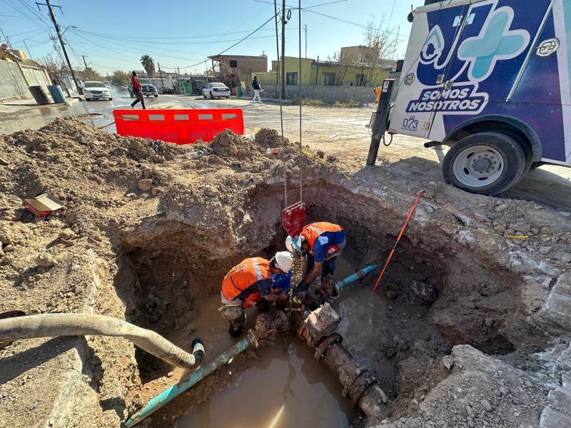 En tiempo récord la JMAS cambió 17 válvulas en Lomas de San José