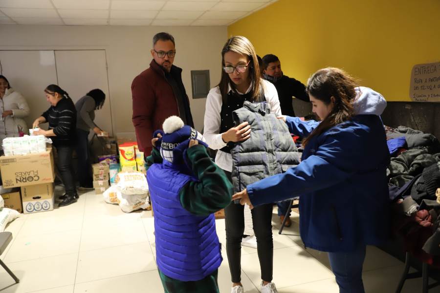Un regalo de calor y esperanza para Sol y otras familias migrantes