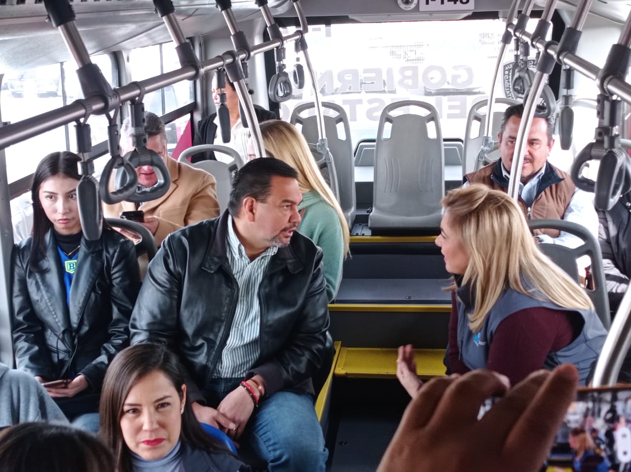 Apela gobernadora a la unión de los concesionarios para fortalecer el transporte público.