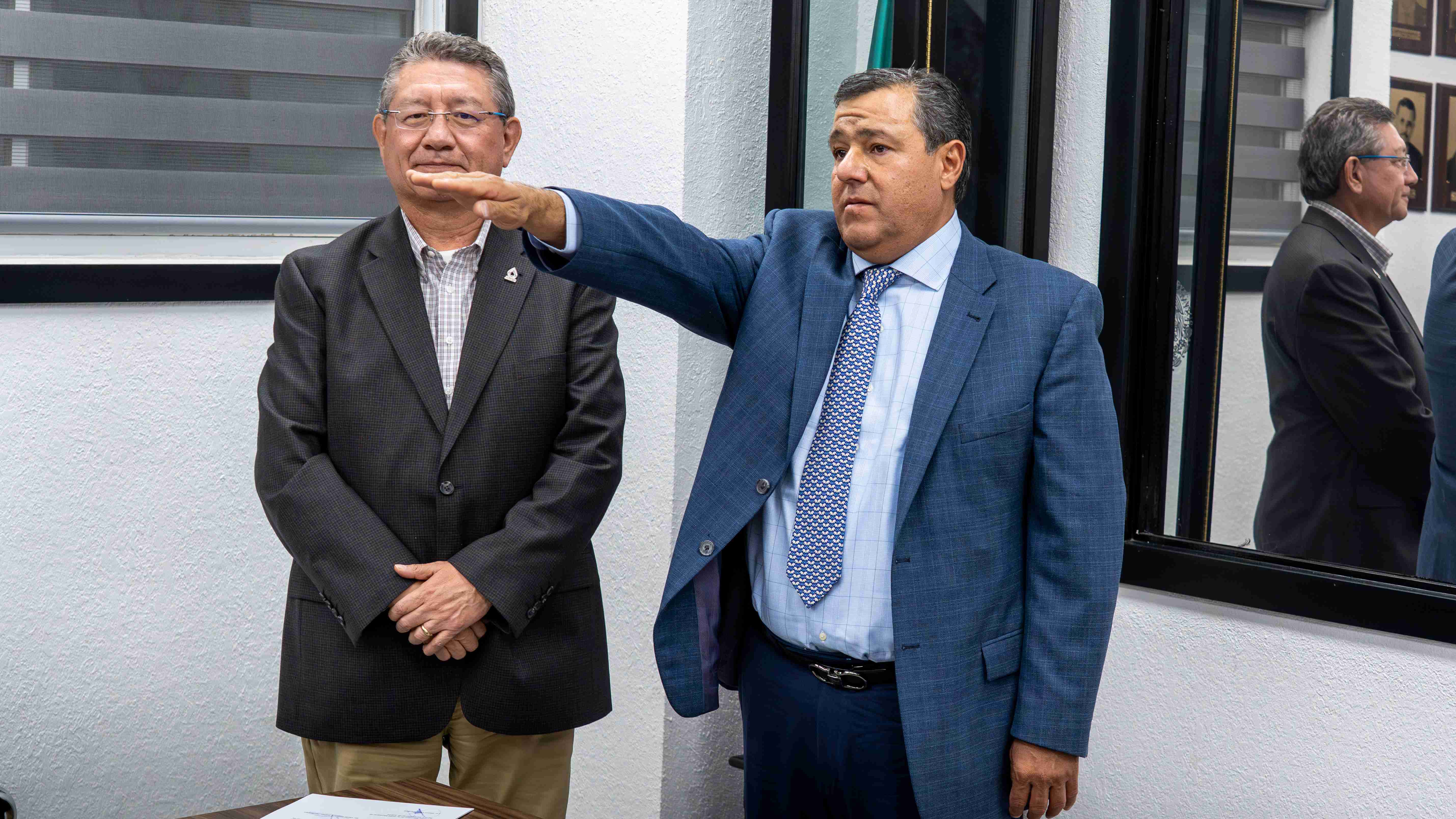 Marco Licón rinde protesta como titular de la JMAS.