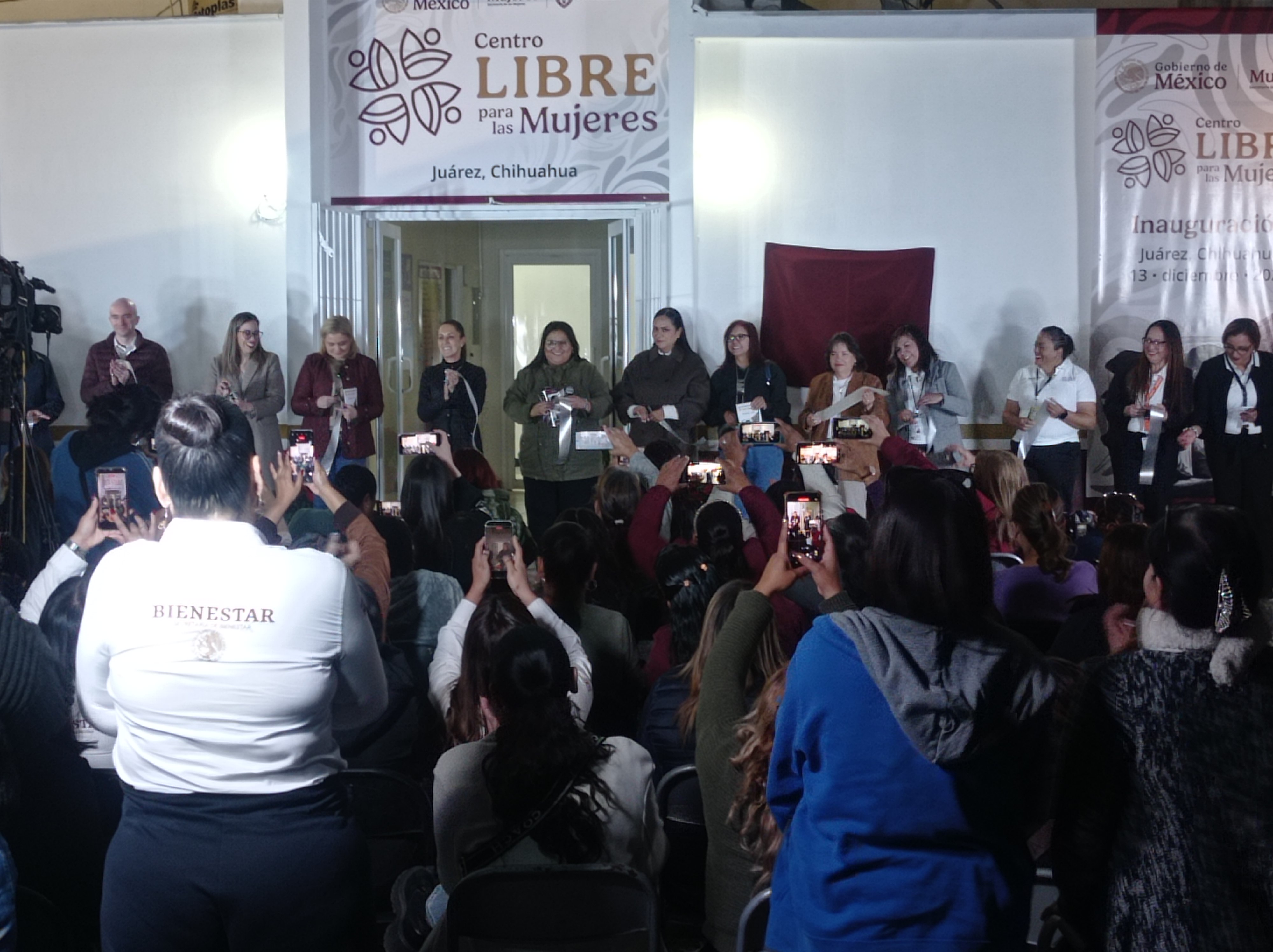 Inaugura Sheinbaum el Centro Libre para las Mujeres en el sur oriente.
