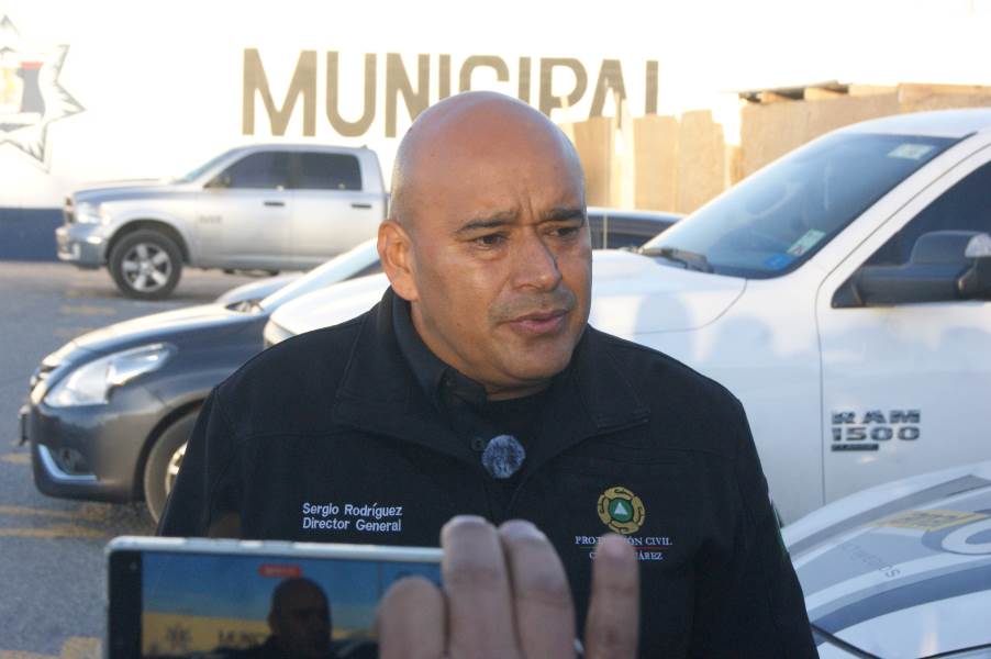Garantizan Bomberos regalo para cada niño en navidad.