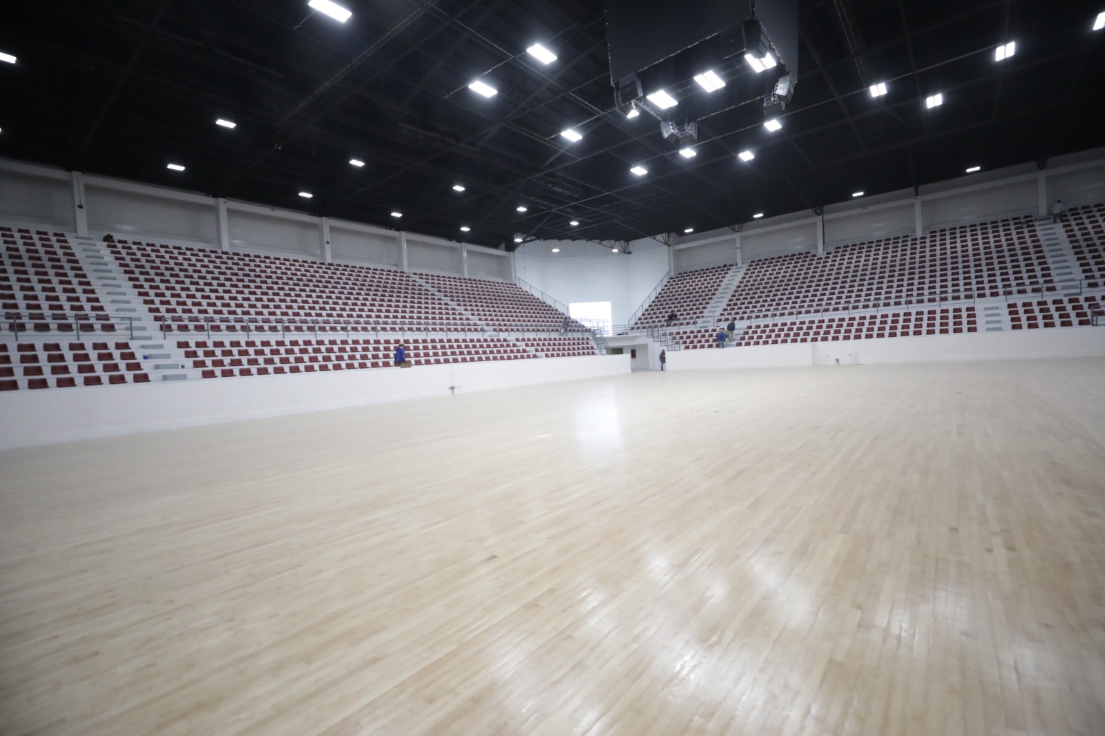 Avanza la remodelación del Gimnasio Municipal Josué Neri Santos