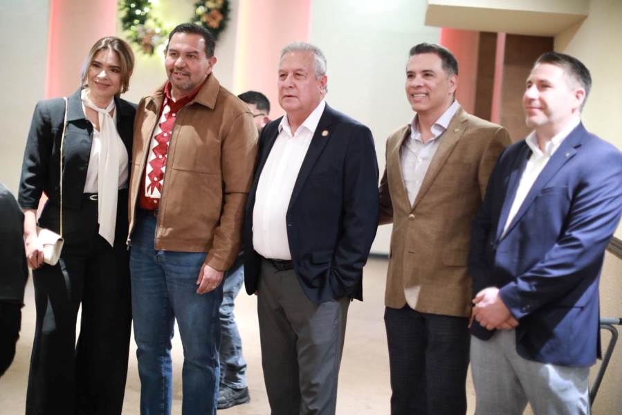 Alcalde asiste al concierto “Blanca Navidad Sinfónica” en el centenario de los clubes Rotarios