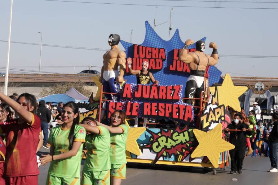 Desfile de la ciudad representa la grandeza de Juárez: Presidente Pérez Cuéllar