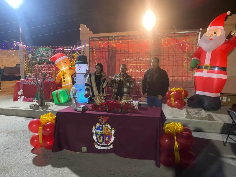 Locatarios del mercado Toronja Roja en coordinación con Regulación Comercial celebraron su posada