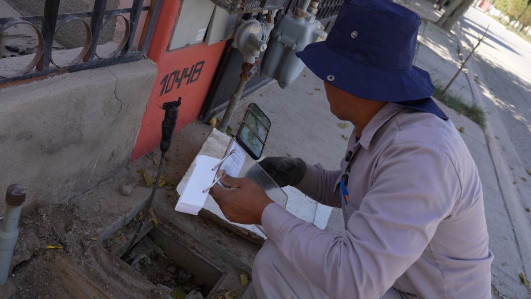 J+ exhorta a mantener despejadas las áreas de tuberías externas