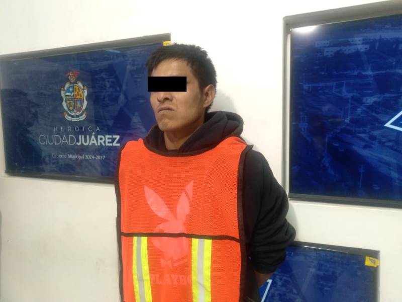 Detienen a hombre por robo de vehículo con violencia