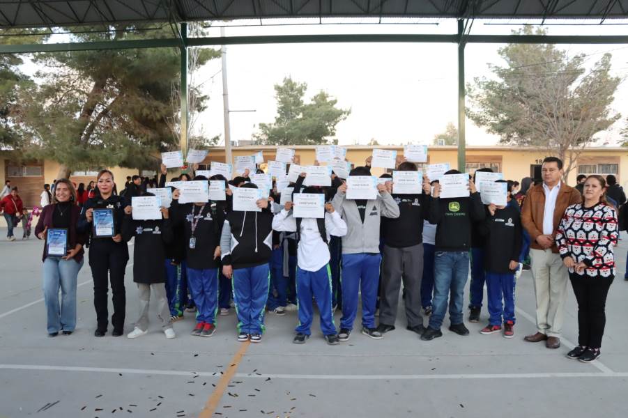 Concluyó proyecto de intervención social en secundaria estatal