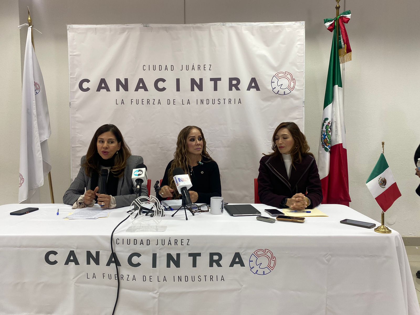 Activarán en industria local programa de Vales de Guardería Gratuita para trabajadores.