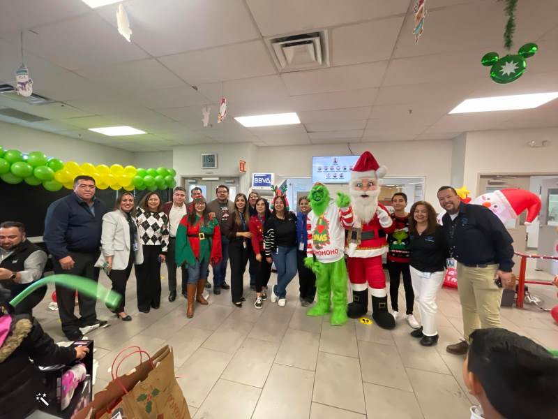 Inició Centros Comunitarios con sus festejos navideños