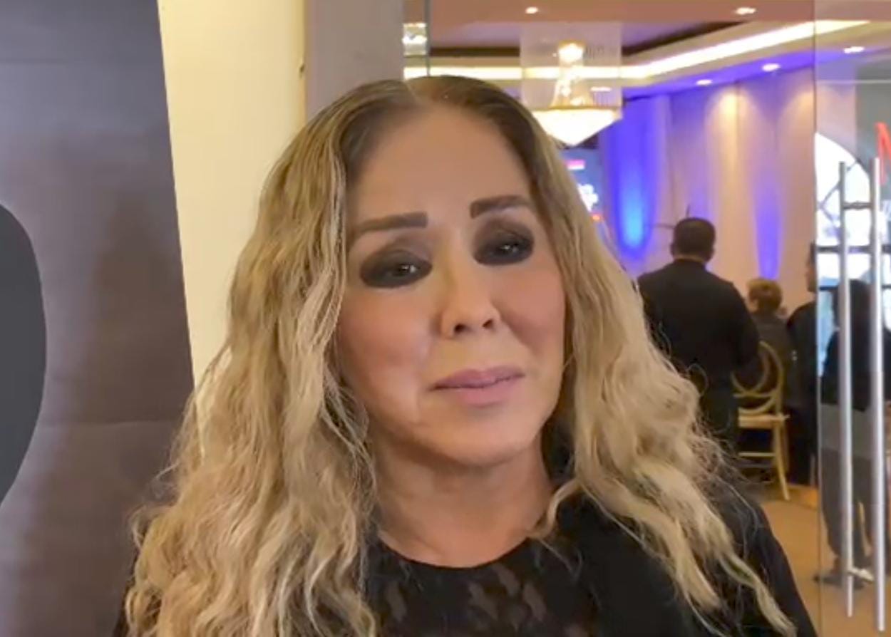 Llama Isela Molina a la aportación de las mujeres para revertir problemas.