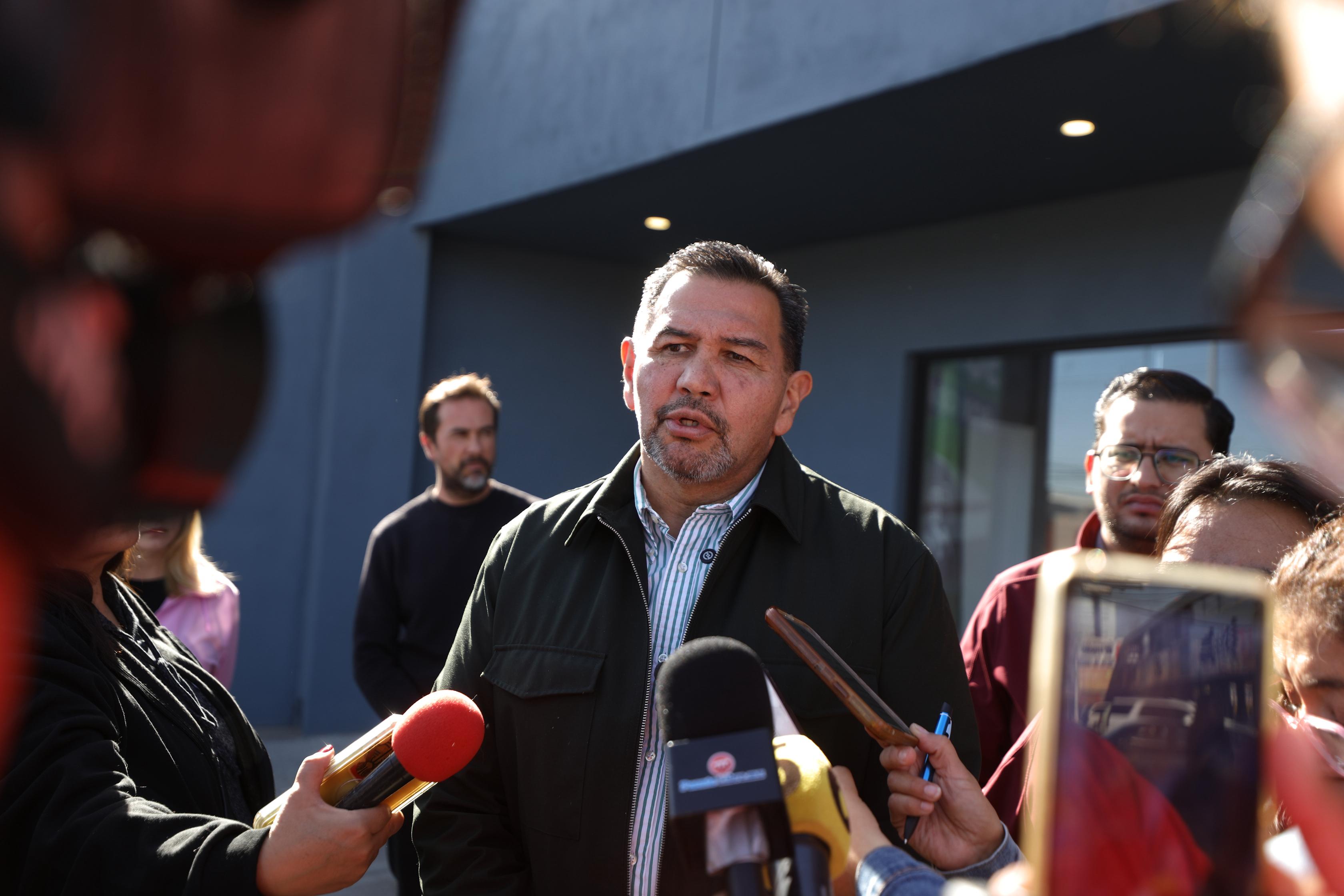 Ciudadanos observan pequeña transformación de la ciudad.