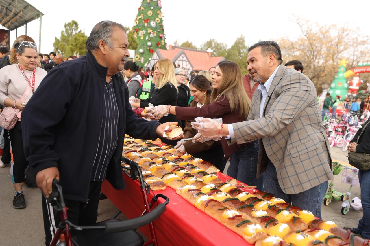 Comparte municipio Mega Rosca de Reyes con los juarenses.
