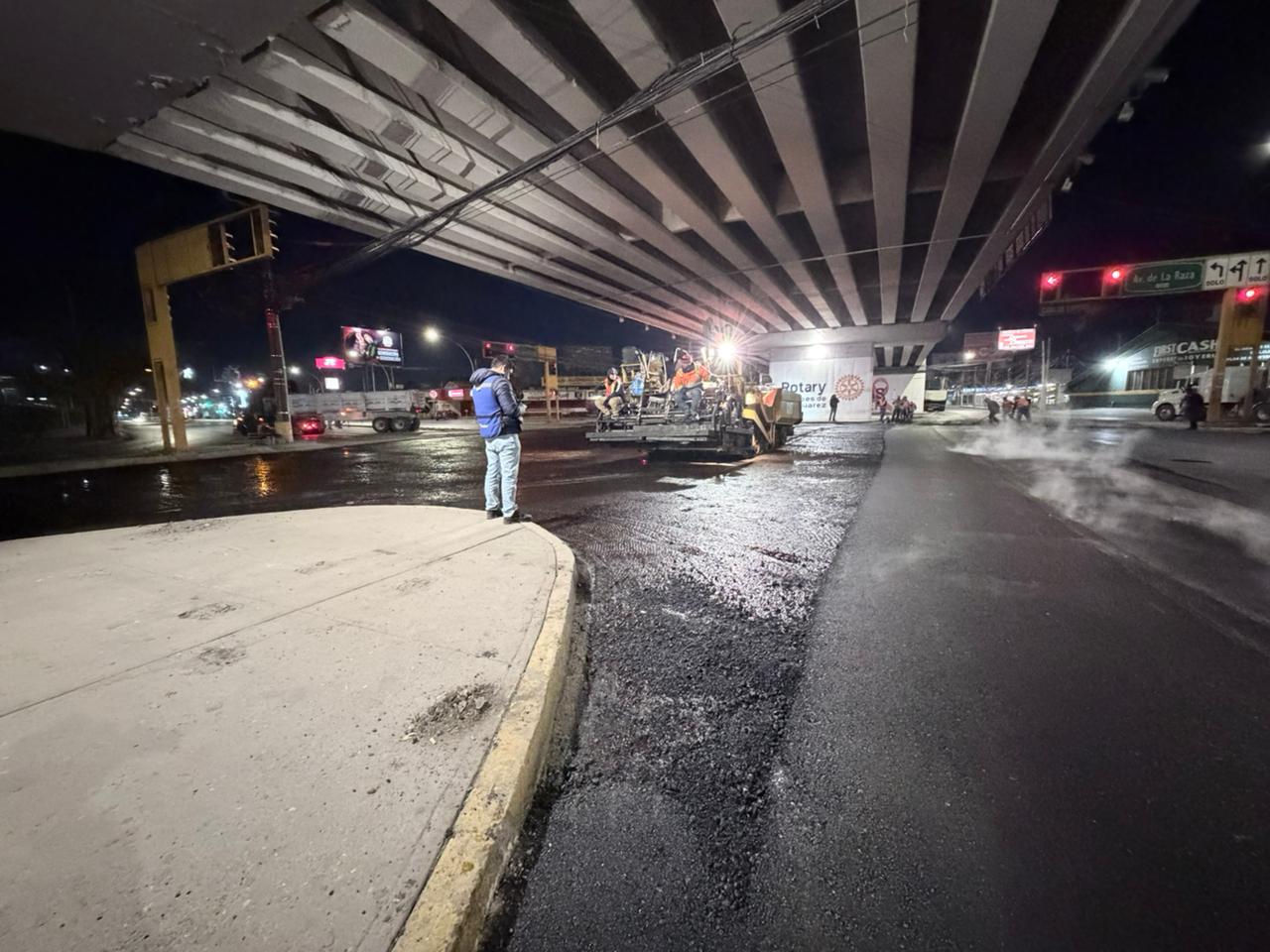 En trabajos nocturnos rehabilitan crucero De la Raza y Tecnológico