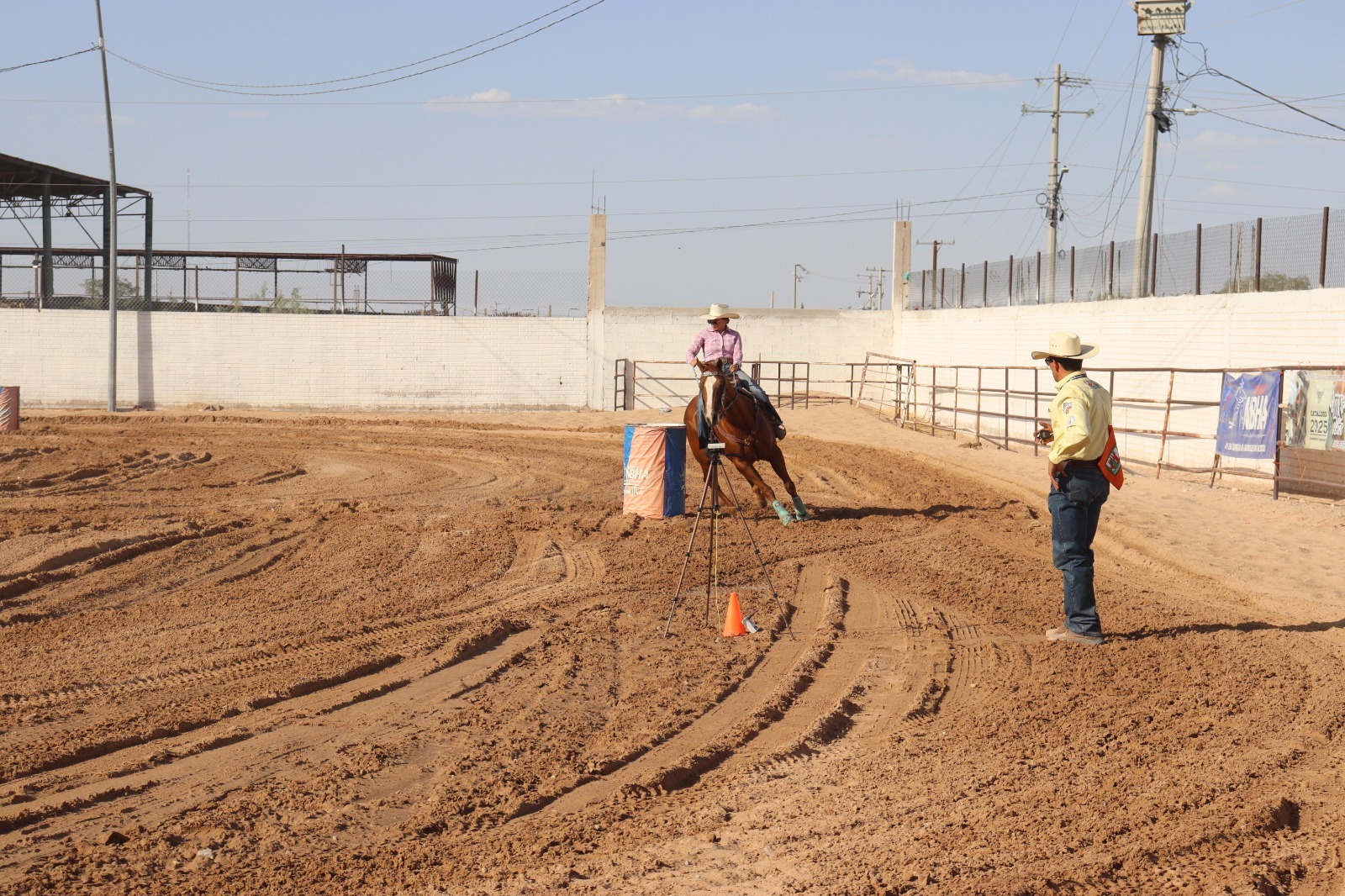 Preparan rodeo femenil con causa en Ciudad Juárez