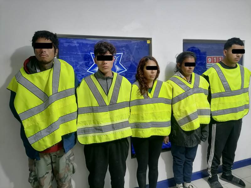 Detienen a seis personas por posesión de armas de fuego en la colonia Azteca