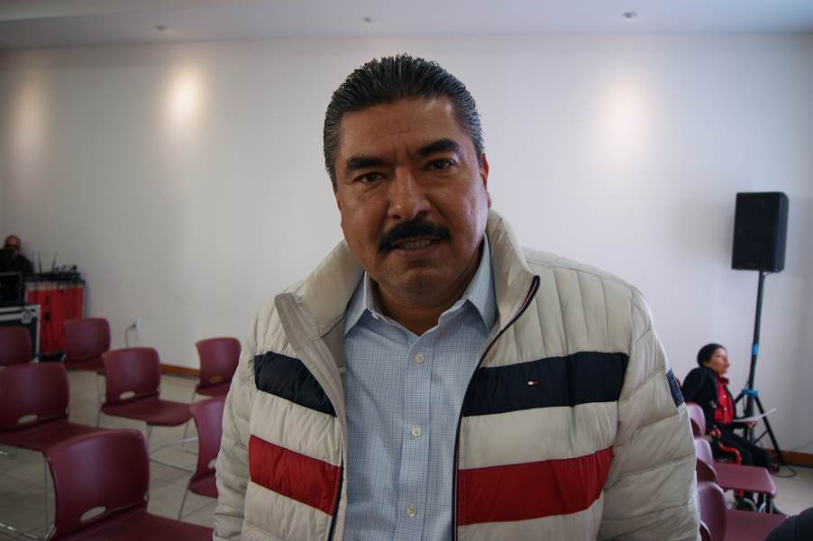 Formalizan proyecto de construcción de puentes peatonales para la avenida De las Torres.