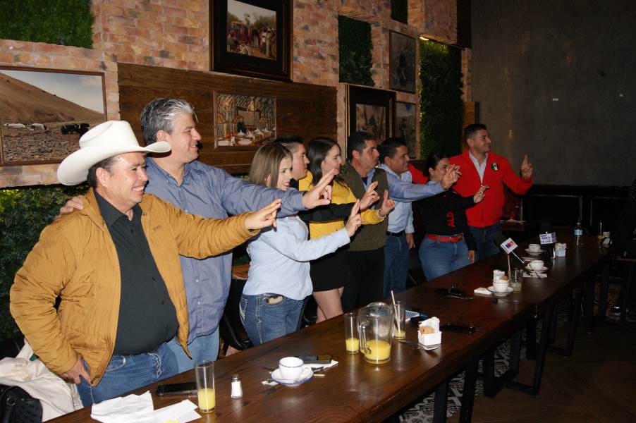 Respaldan partidos convocatoria ciudadana para definir candidato a la alcaldía.