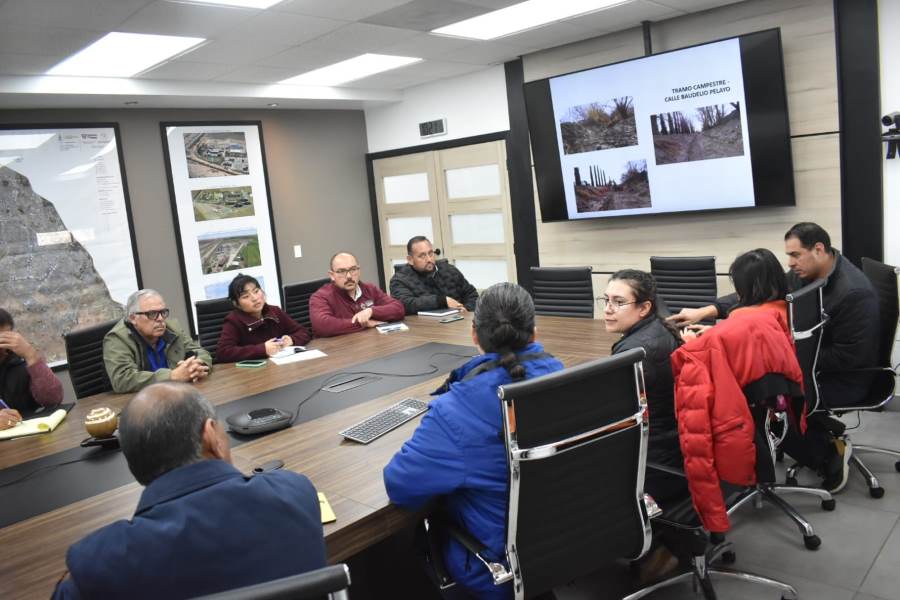 Se suma municipio a trabajos de limpieza de la Acequia Madre