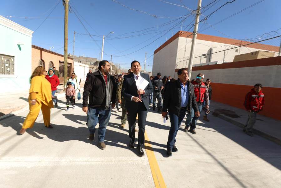 Entregó Municipio calles de concreto hidráulico en El Mezquital con el programa 75-25